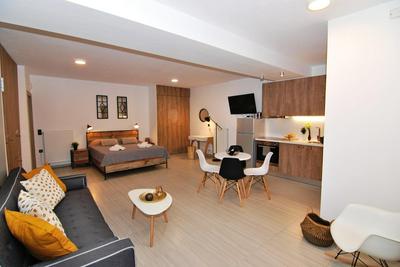 Brand New Cozy Basement Apartment