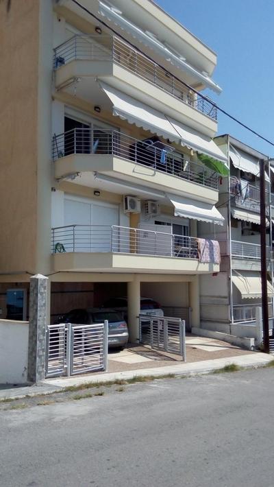 Above the Sea Apartment