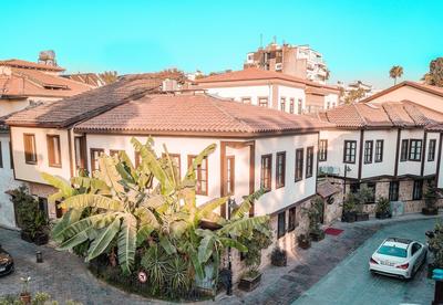 The Suite Apart Hotel