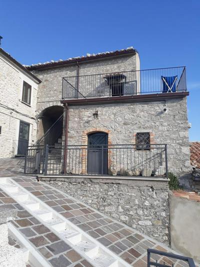 Casetta nel borgo