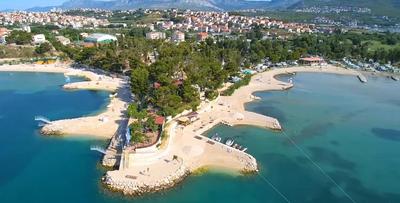 Apartments near beach Babic