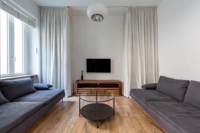 EasyTopStay - Tricolore Modern and Cozy Apartment