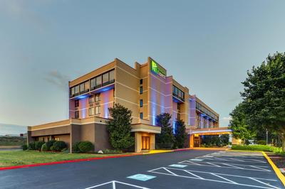 Holiday Inn Express Aberdeen-Chesapeake House by IHG