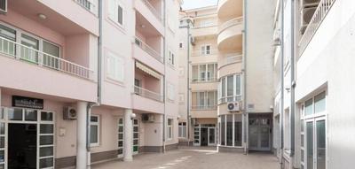 APARTMAN LAURA GALILEO blizu centra i plaze