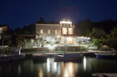 Luxury villa Lovely maiden near Vela Luka, pool