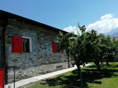 La casetta di Biancaneve Valtellina e lago di Como