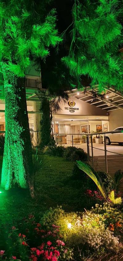 SKY PREMIUM HOTEL GRAMADO - Ótima Localização