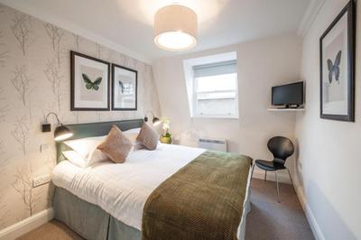 Marylebone - Chiltern Street by Viridian Apartments