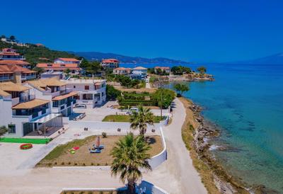 Gaia Beach House