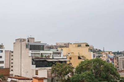 Mid century 3 bdr city centre townhouse