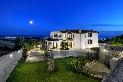 Villa Domus Petraianca