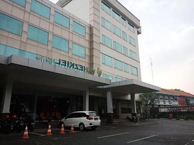 Hotel Yehezkiel Surapati Mitra RedDoorz