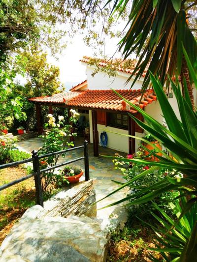 Villa Maroudia