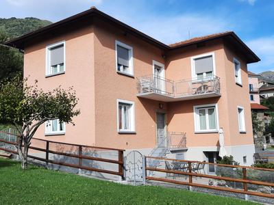 Casa Azalea, vista lago e giardino