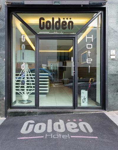 Golden Hotel