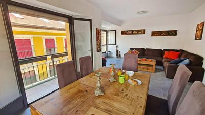 Attractive City Center Apartment