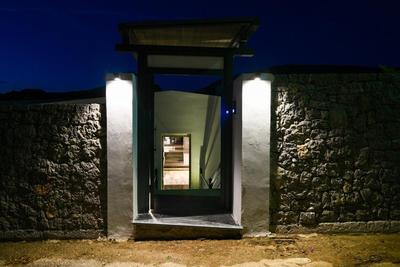 Luxury Beachfront Villa Selenia Platinum in Sounio