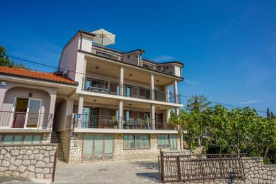 ANTON 2 Apartment with terrace and beautiful sea view