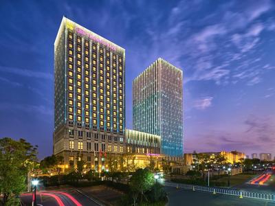 Crowne Plaza Wuhan Development Zone by IHG