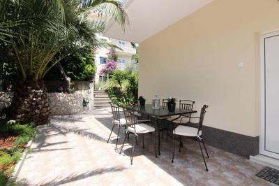 Apartman BUKI ****