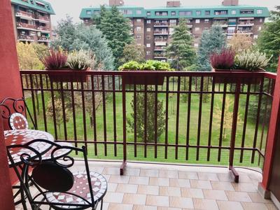Apartment Forum III