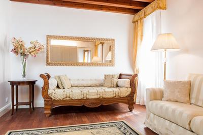 Master Venice Apartments