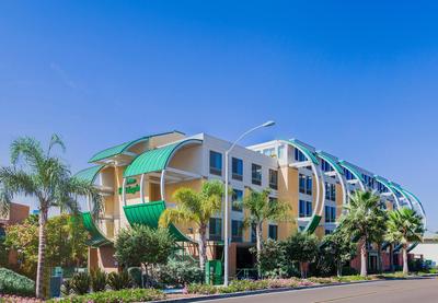Holiday Inn Oceanside Marina Camp Pendleton by IHG