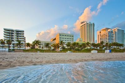 Holiday Inn Miami Beach-Oceanfront by IHG