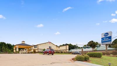 Best Western Pineywoods Inn