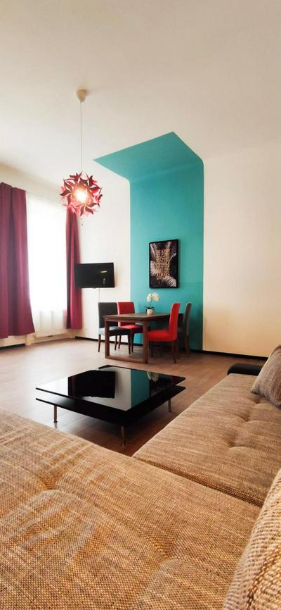 Stylish Vienna Apartment near U4 Metro & Naschmarkt