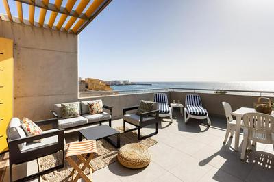 MEDANO Surf Beach Holiday Home by Sunkeyrents