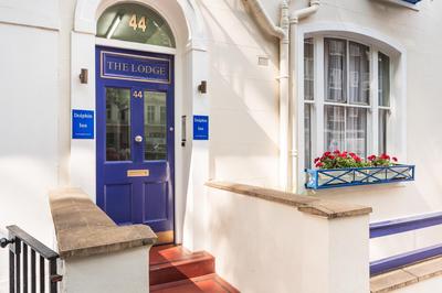 Dolphin Inn - The Lodge