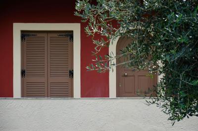 Olive Garden Studios & Apartments