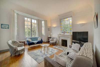 IMMOGROOM - Villa in the city center with terrace- garden
