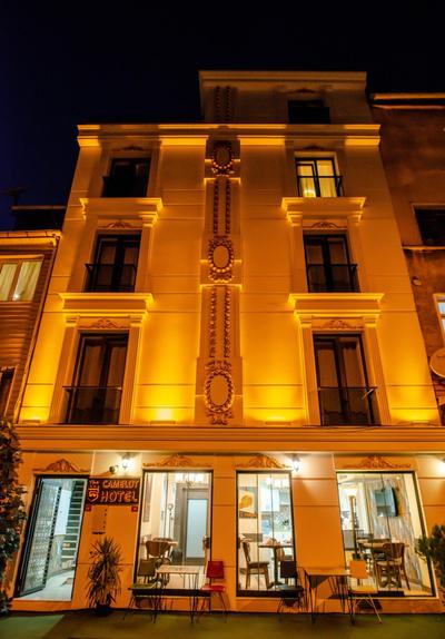 The Camelot Otel - Image 27