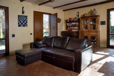 Locazione turistica in località Capodacqua di Foligno Via Colle n 8