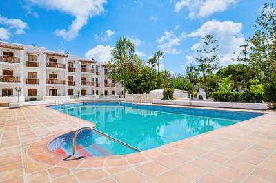 azuLine Apartamentos Can Sanso