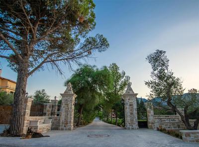 Zissis Villa & pool 5min drive to beach