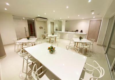 Hotel 1525 By GEH Suites