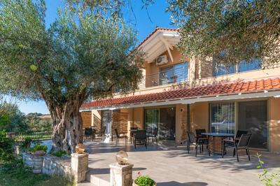 Olive Garden by Eutopia