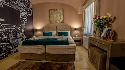 Régi Posta Hotel és Étterem