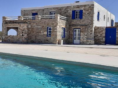 NikoRamaVilla Paros with swimming poll and BBQ for 21 guests