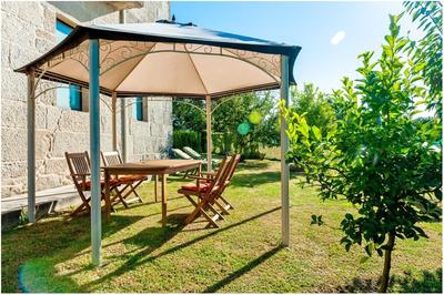 Spacious House with Pool in Carballedo