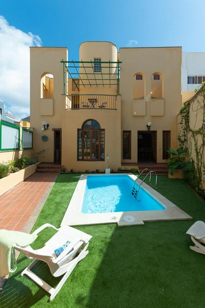 The Yellow House - Solarium - Climatized Pool