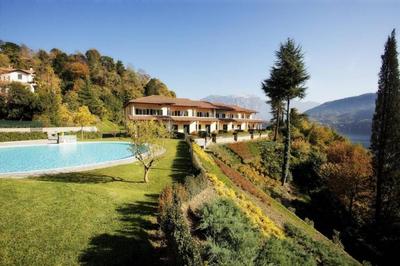 TREMEZZO RESIDENCE 2-1 of 11 apartments in an exclusive residence by Italian Apartments