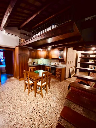 Hesperia Apartment