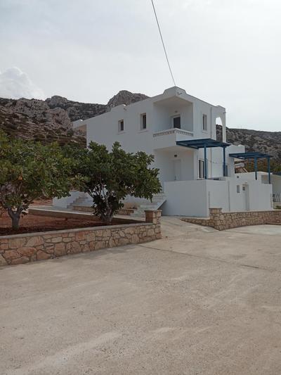 Albatros Studios & Apartments