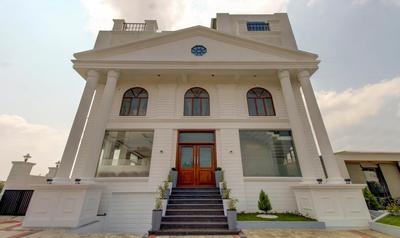 Treebo The Meridian, 10 Mins To Mahatma Gandhi Park