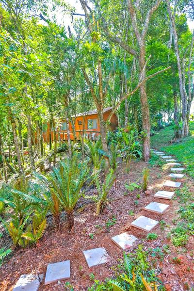 Pousada Chácara Flor de Iris Refúgio na Natureza