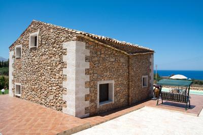 Villa Calabianca